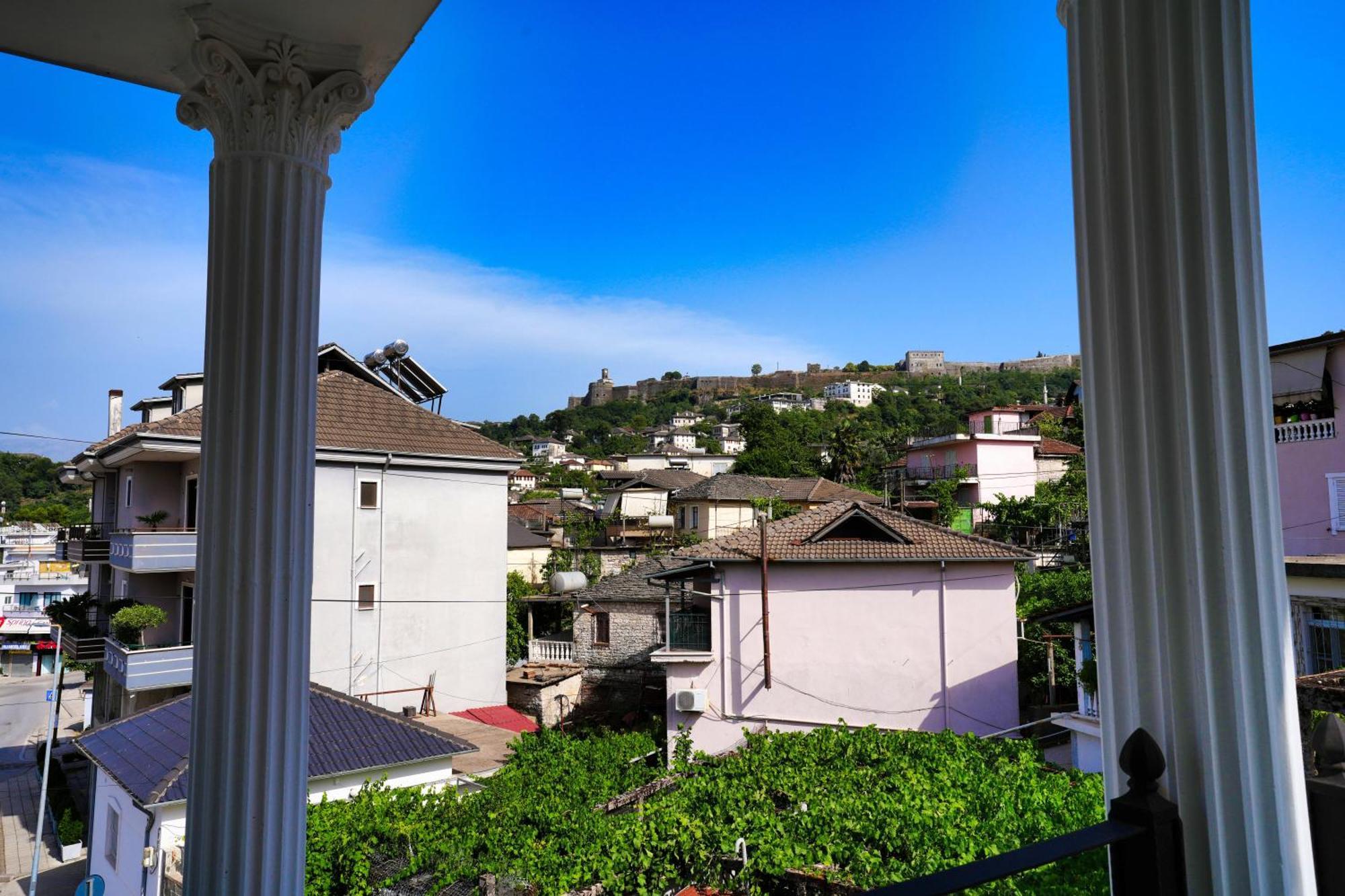 Boutique Hotel Empire Of Martin Gjirokastër 外观 照片