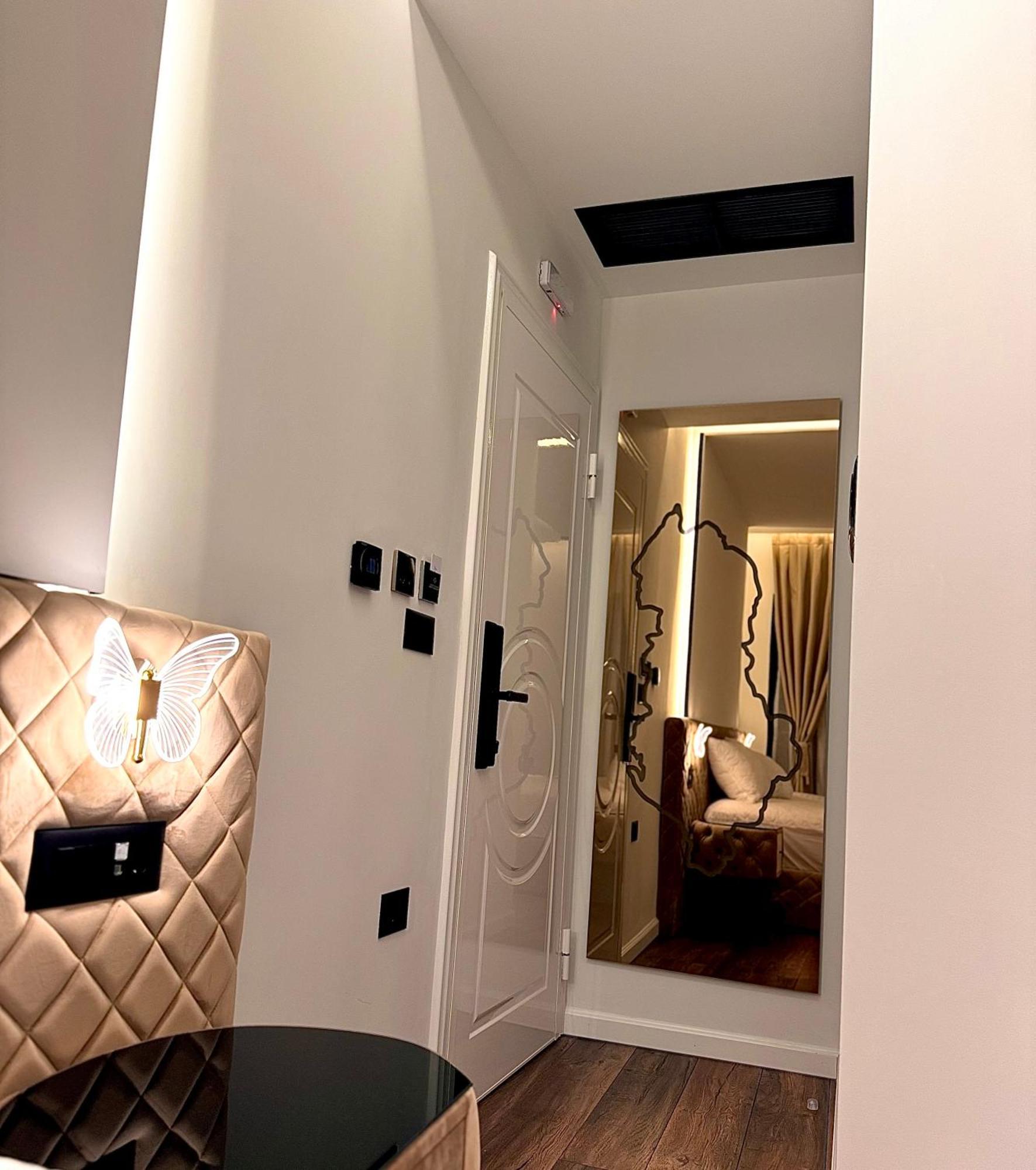 Boutique Hotel Empire Of Martin Gjirokastër 外观 照片