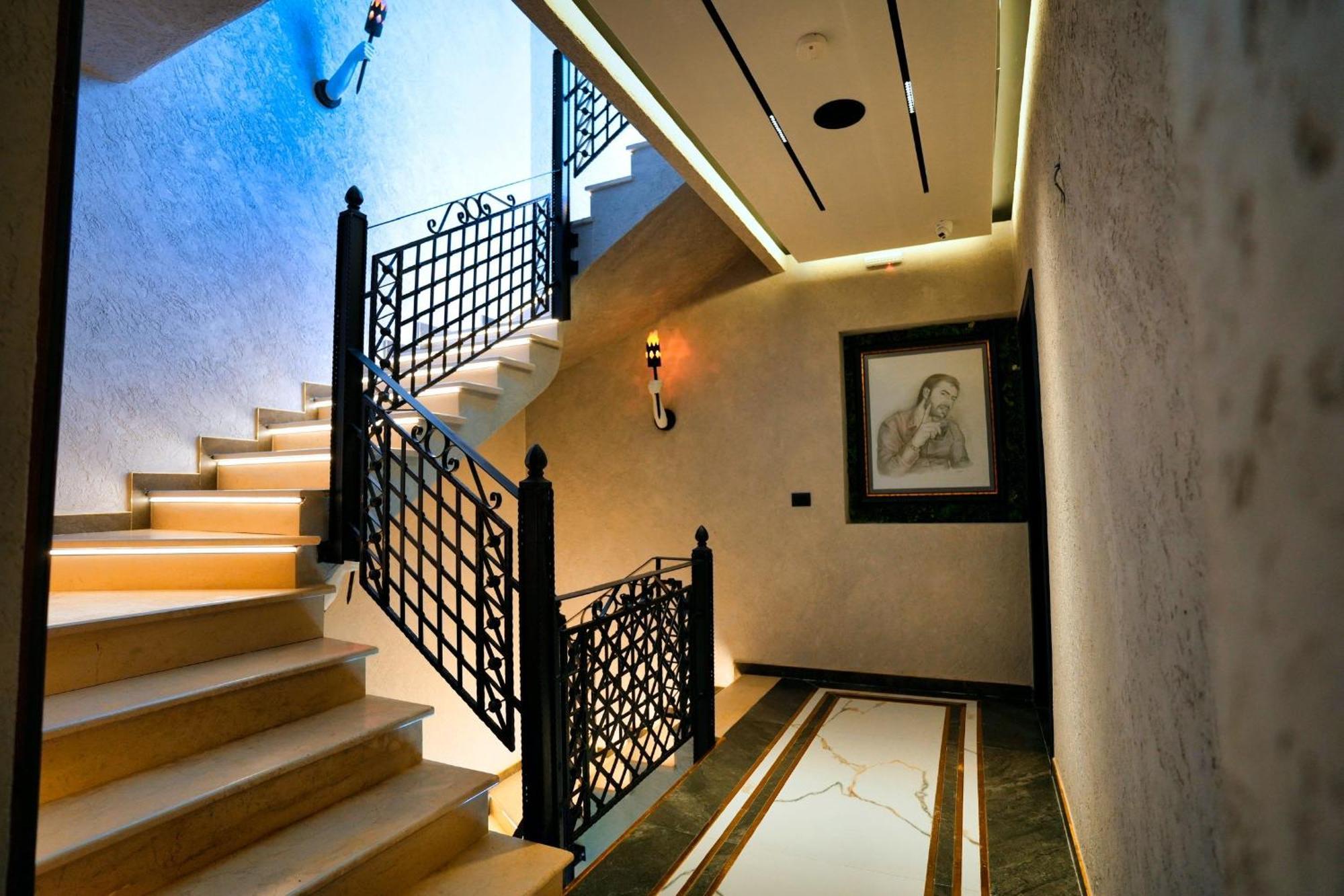 Boutique Hotel Empire Of Martin Gjirokastër 外观 照片