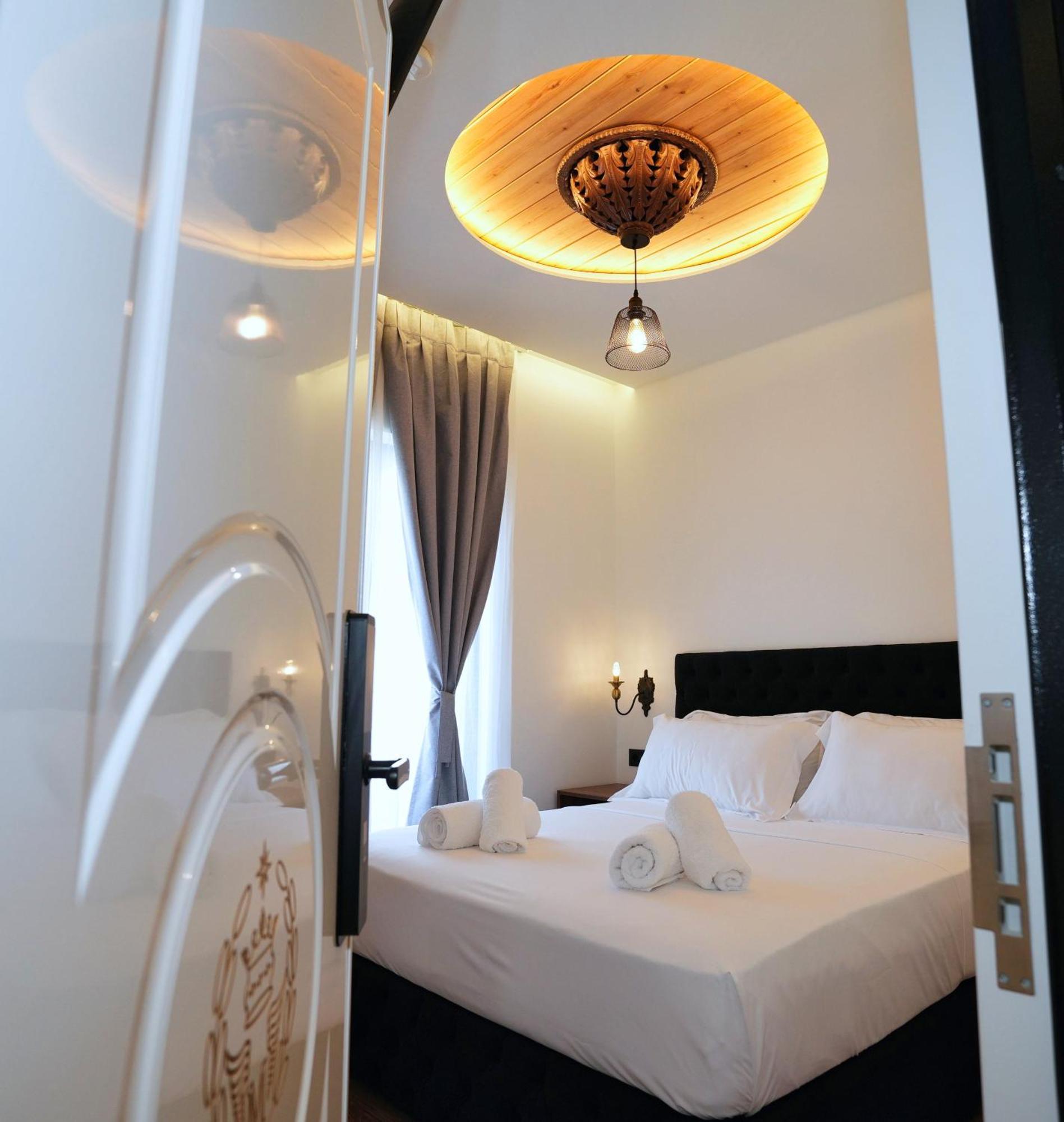 Boutique Hotel Empire Of Martin Gjirokastër 外观 照片