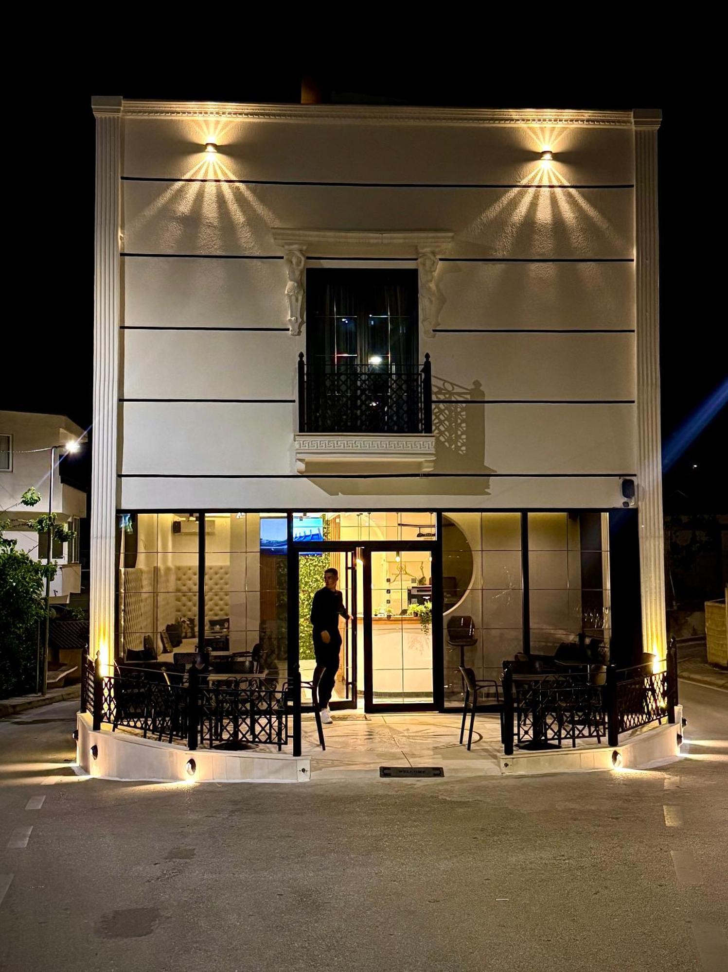 Boutique Hotel Empire Of Martin Gjirokastër 外观 照片